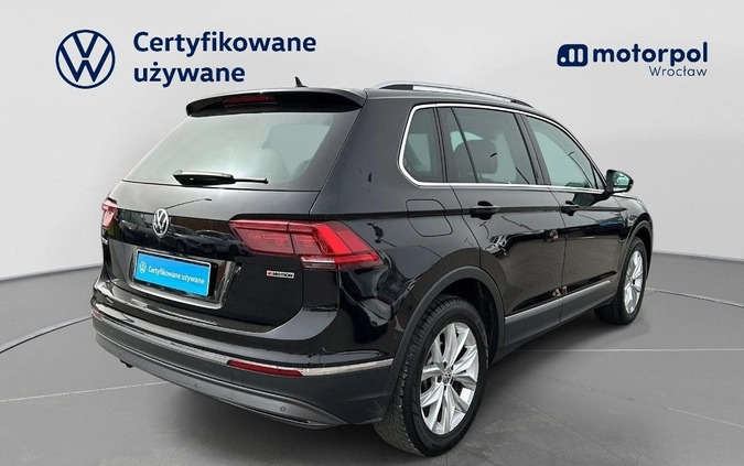 Volkswagen Tiguan cena 121900 przebieg: 88493, rok produkcji 2018 z Ozimek małe 781
